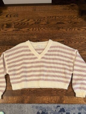 Le Lis Striped V-Neck Sweater in Cream and Light Pink